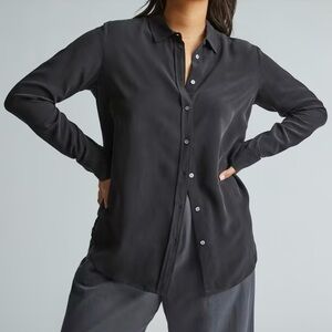 Everlane Must-Have blouse